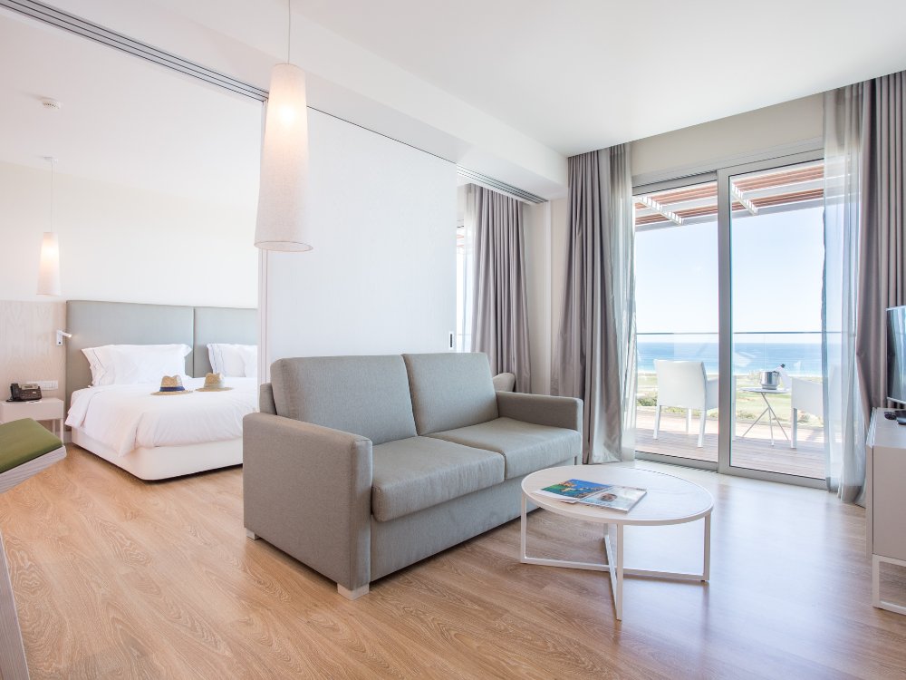 Palmares Beach House Hotel