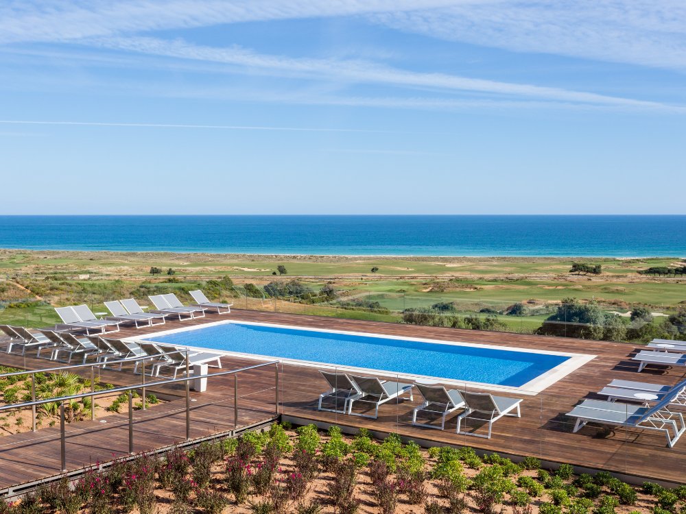 Palmares Beach House Hotel