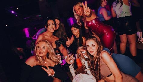 Nightclub Entry - Howlers