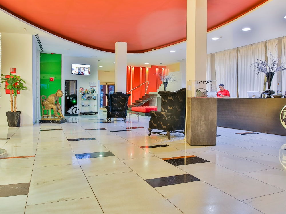 Hotel 525
