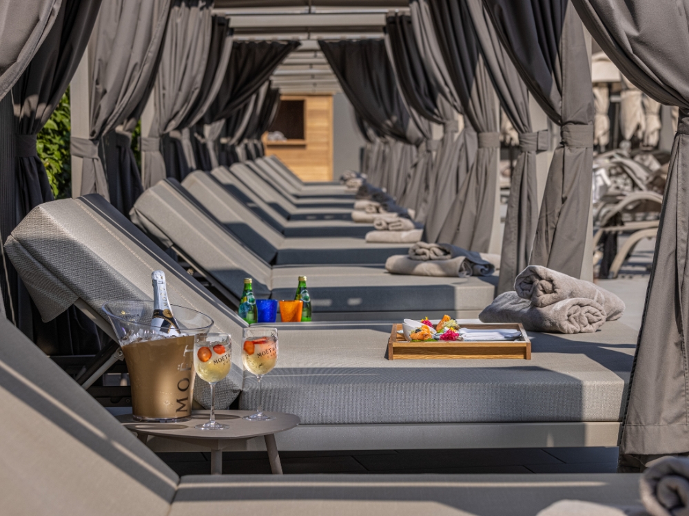 Hotel Faro, a Lopesan Collection Hotel