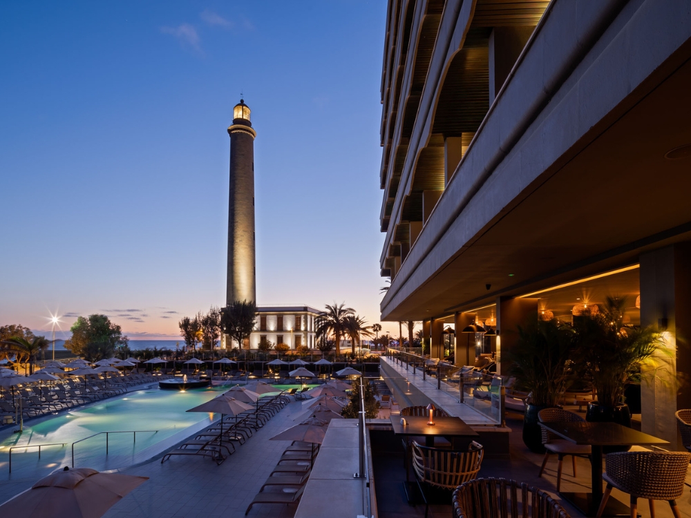 Hotel Faro, a Lopesan Collection Hotel