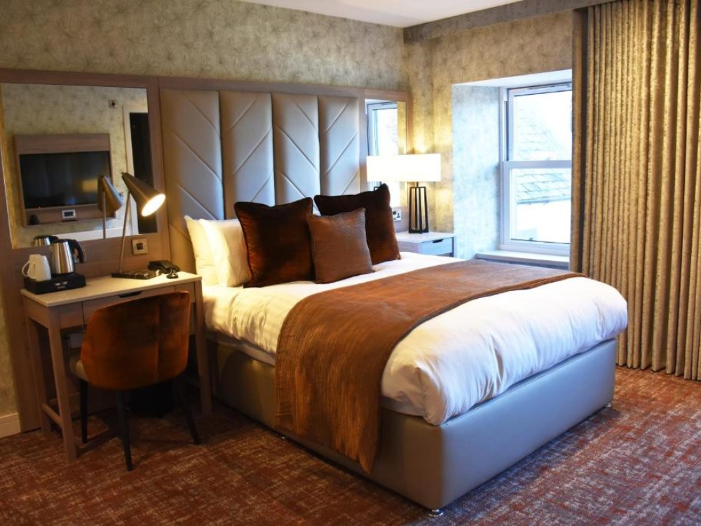 The Royal Hotel