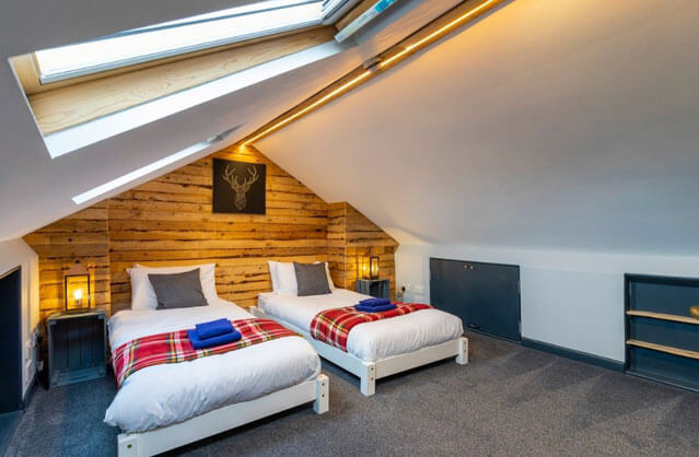 Bath accommodation