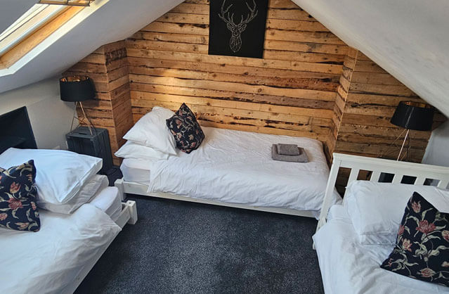 Bath accommodation