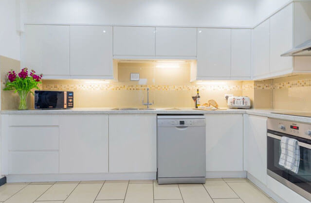 Bath accommodation