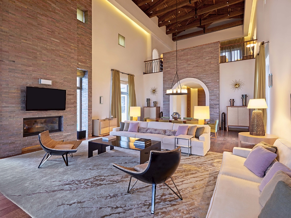 The Romanos, a Luxury Collection Resort