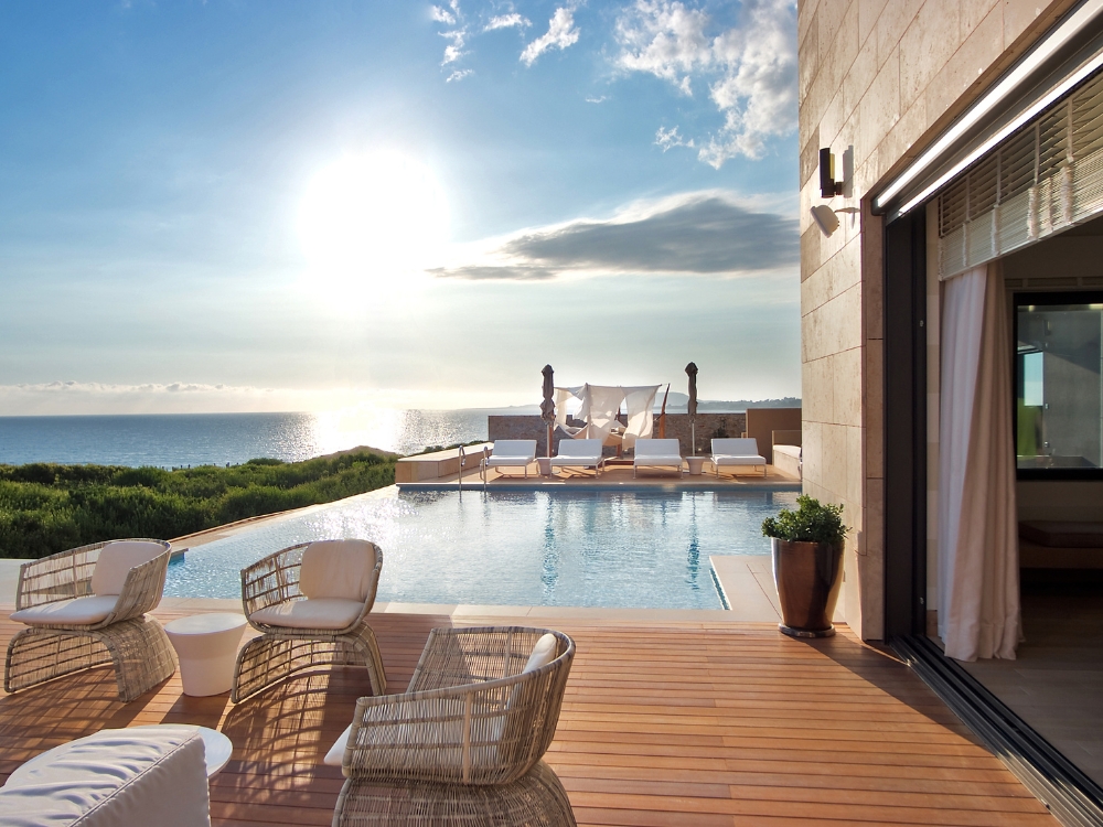 The Romanos, a Luxury Collection Resort