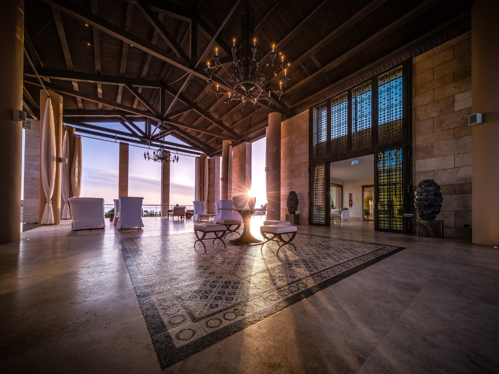 The Romanos, a Luxury Collection Resort