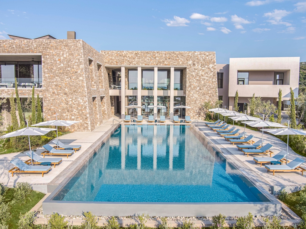 W Costa Navarino