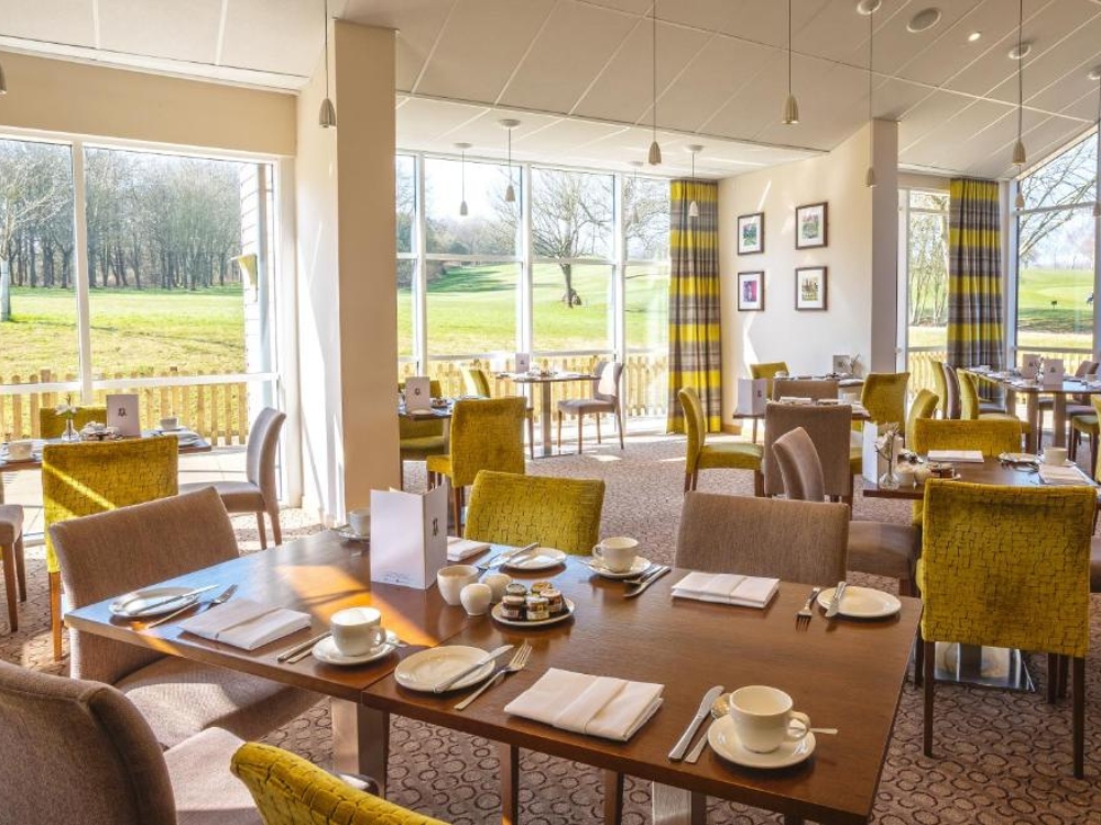 Sandford Springs Hotel & Golf Club