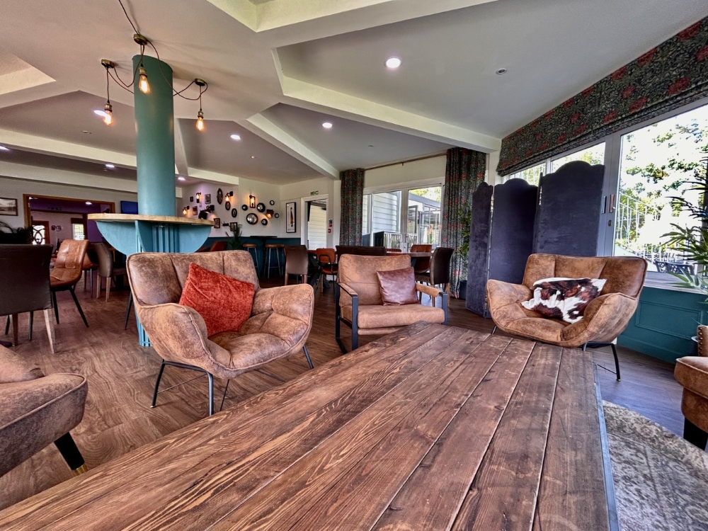 Sandford Springs Hotel & Golf Club