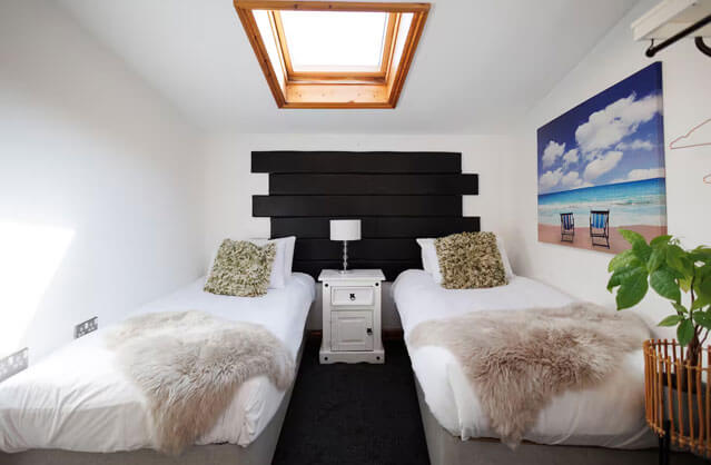 Bath accommodation