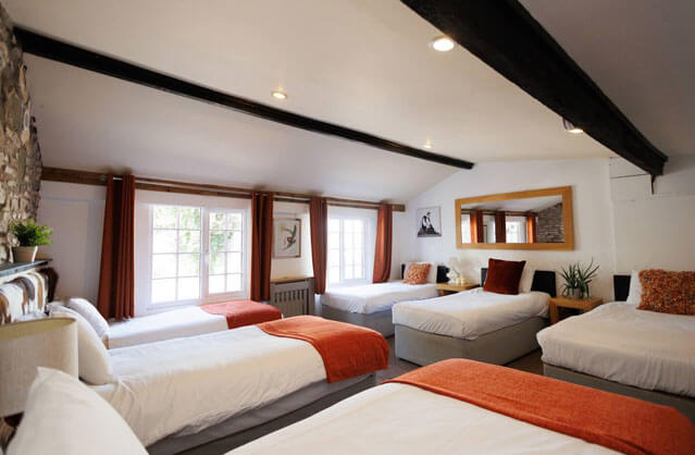 Bath accommodation
