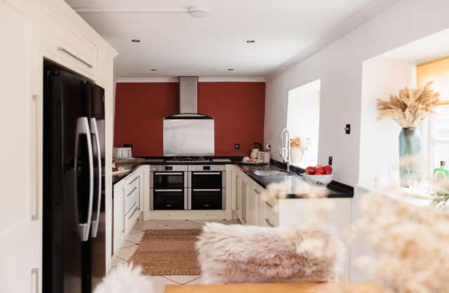 Bath accommodation