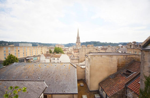 Bath accommodation