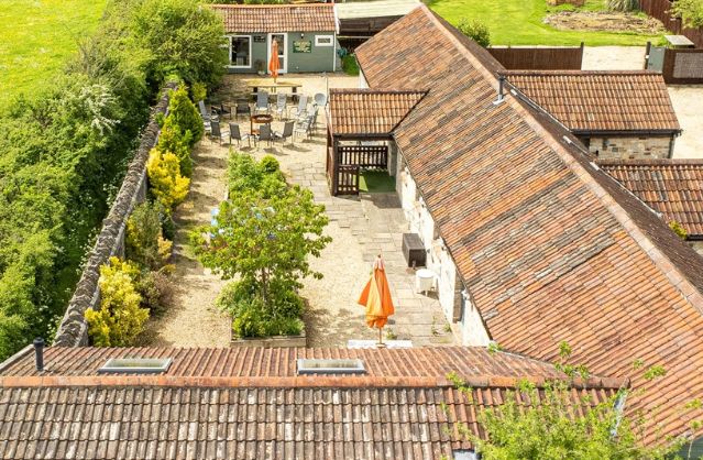 Bath accommodation