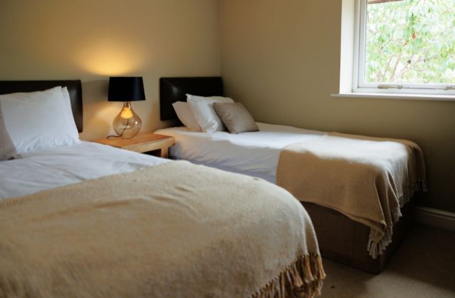 Bath accommodation