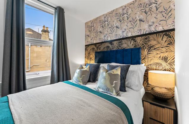 Bath accommodation