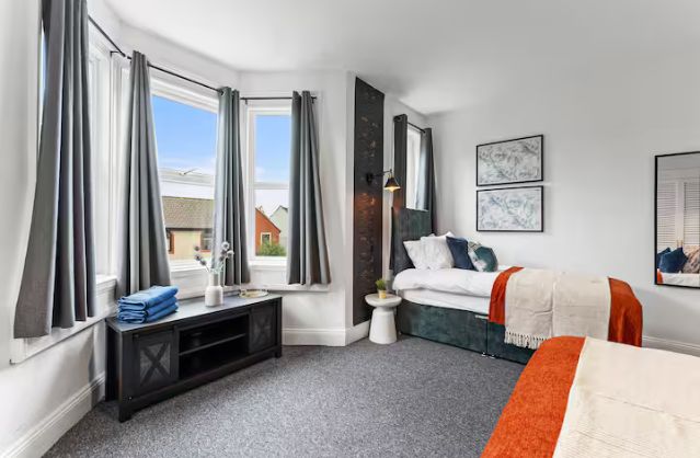 Bath accommodation