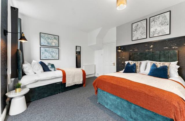Bath accommodation