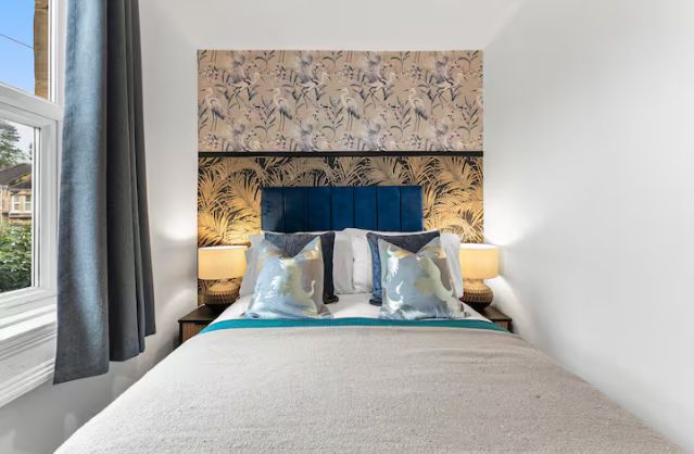 Bath accommodation