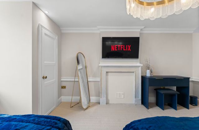 Bath accommodation