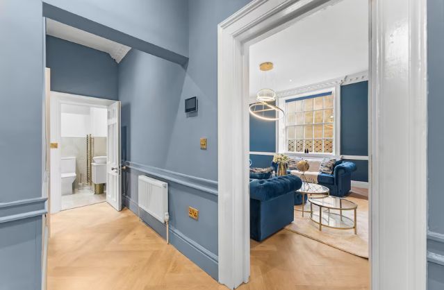 Bath accommodation
