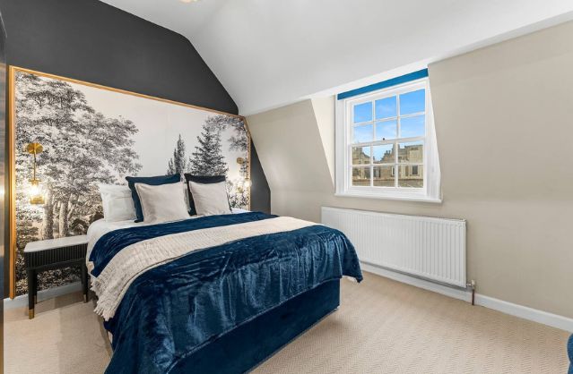 Bath accommodation