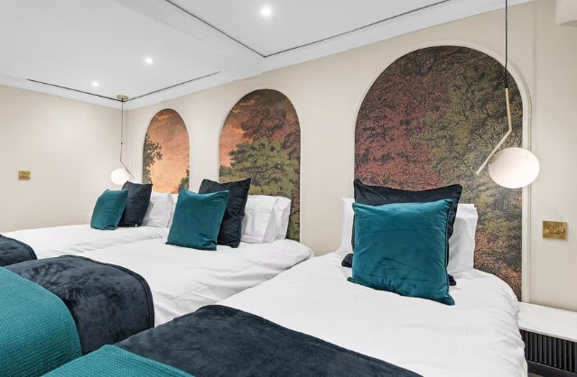 Bath accommodation