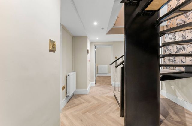 Bath accommodation