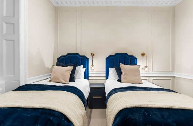 Bath accommodation