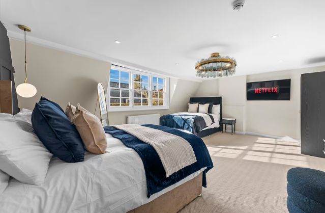 Bath accommodation