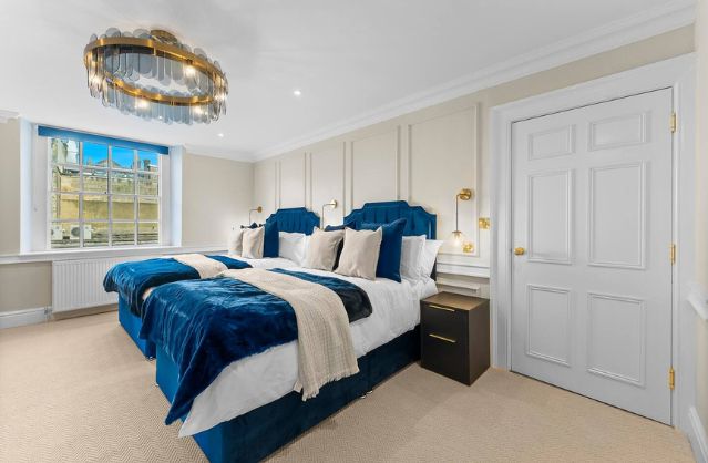 Bath accommodation