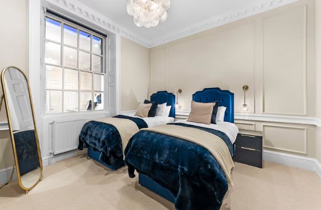 Bath accommodation