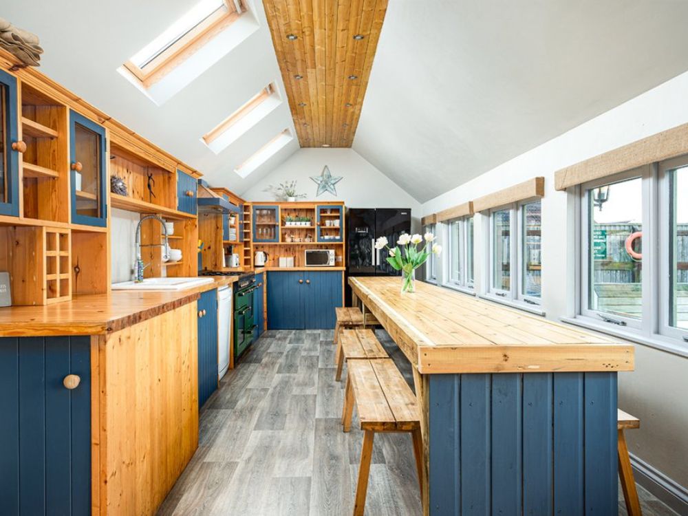 Apple Tree House