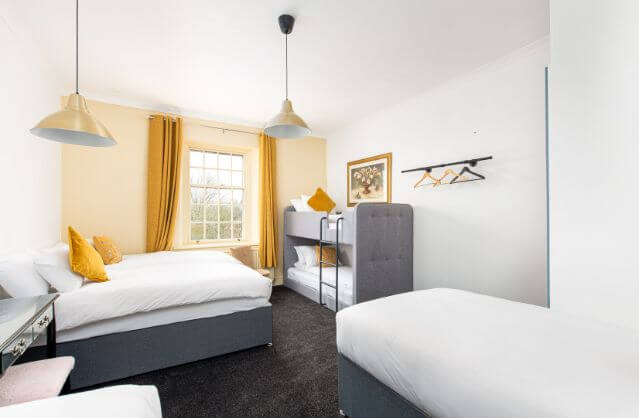 Bath accommodation
