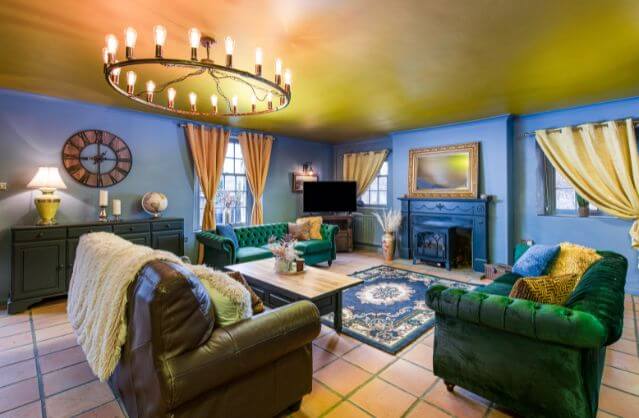 Bath accommodation