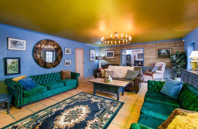 Bath accommodation