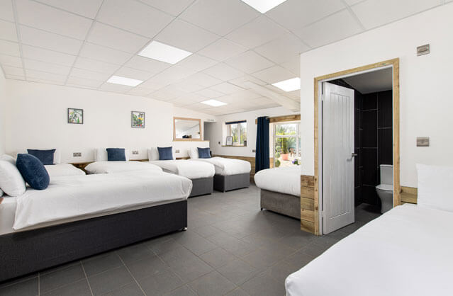 Bath accommodation