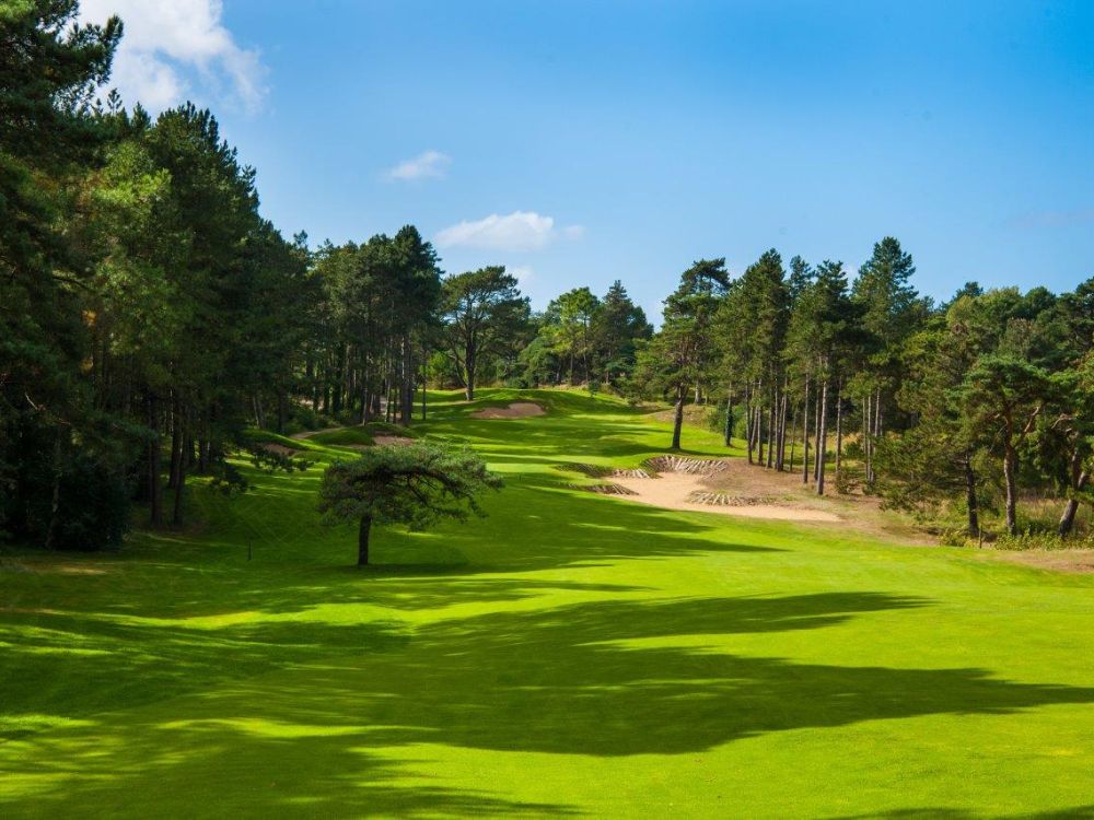 Les Dunes Golf Course