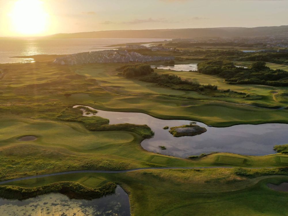 Machynys Peninsula Golf Club