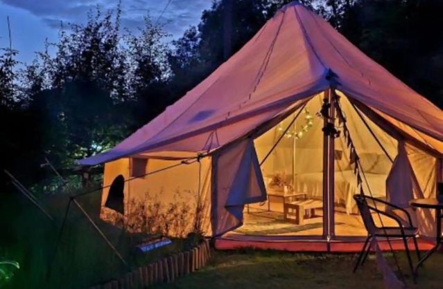 Trentside Glamping