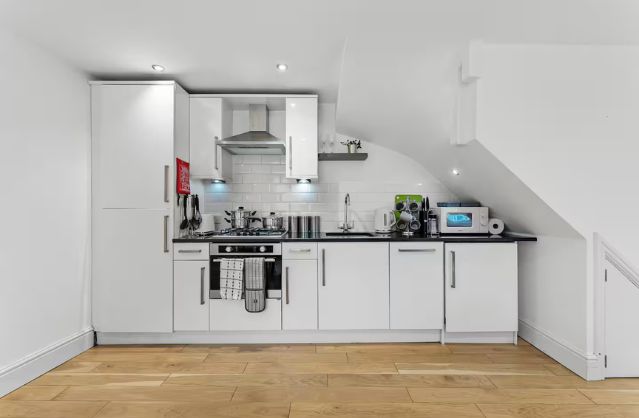 Bath accommodation