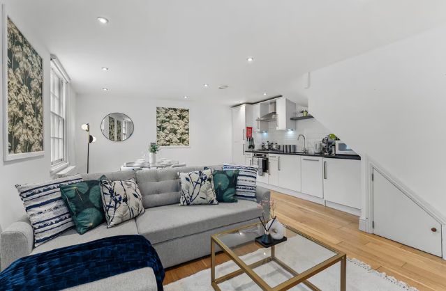 Bath accommodation