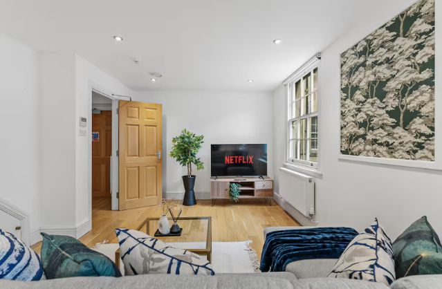 Bath accommodation