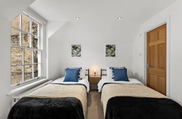 Bath accommodation