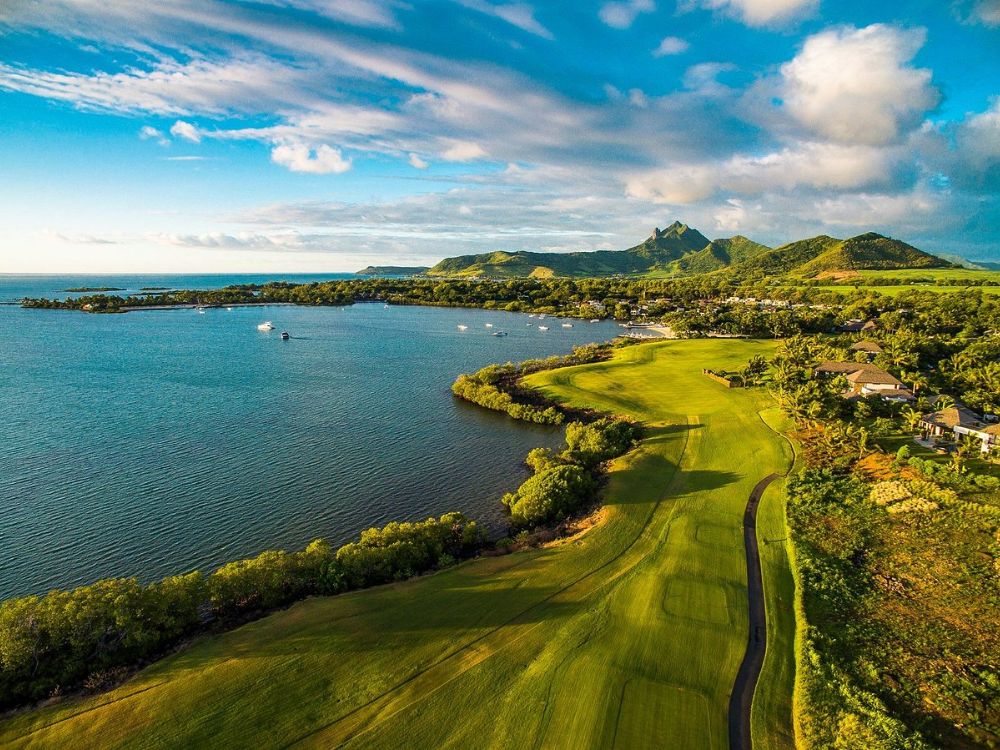 Anahita Golf Course