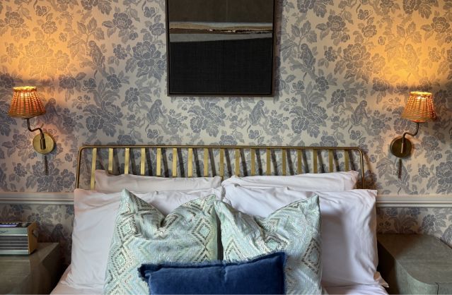 Bath accommodation