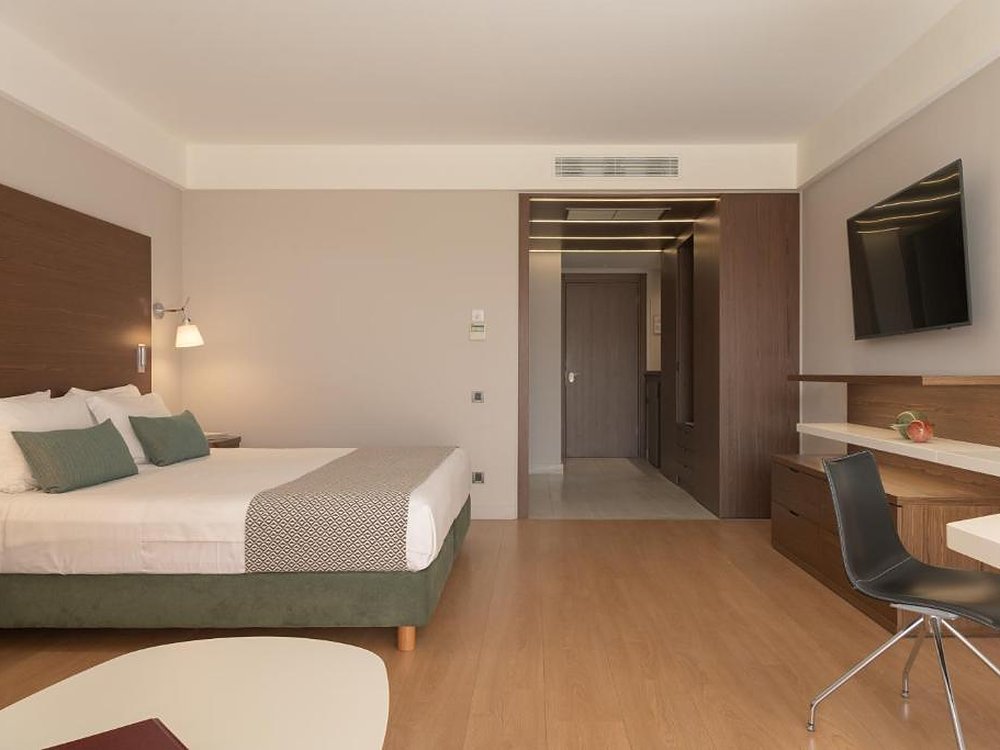 Crete Golf Club & Hotel